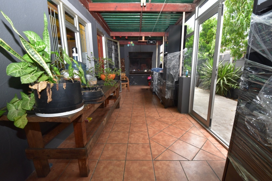 3 Bedroom Property for Sale in Parow Valley Western Cape